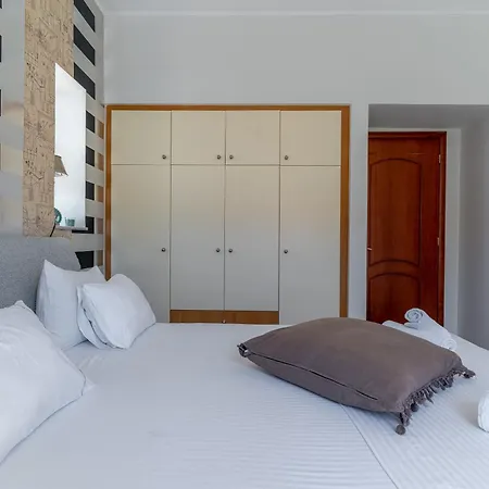 Rodiou House Project *